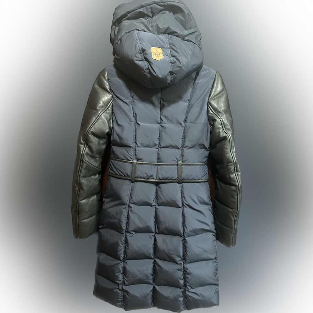 Mackage Leather Sleeves Navy Blue/Black PUFFER Jacket Size XS EUC - Picture 5 of 15